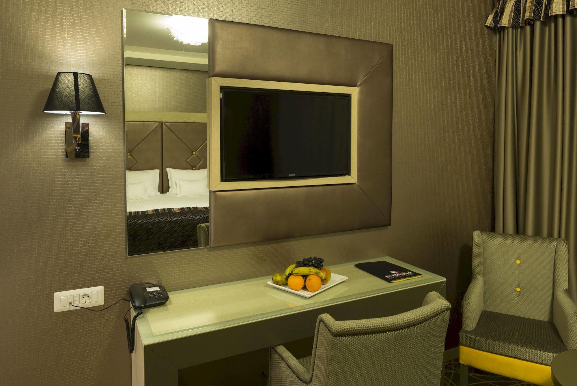 Exclusive Hotel & More Sibiu Eksteriør billede