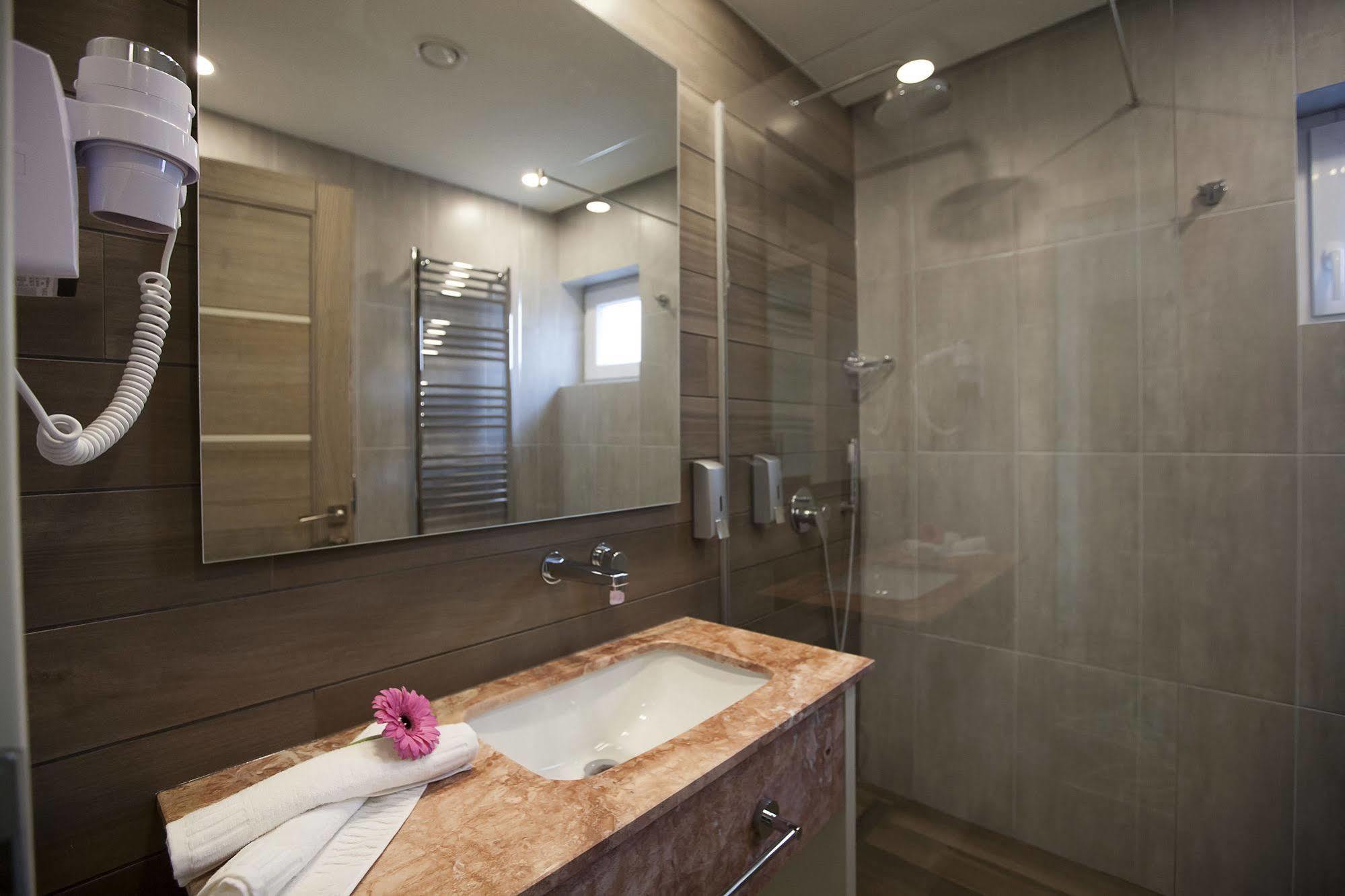 Exclusive Hotel & More Sibiu Eksteriør billede