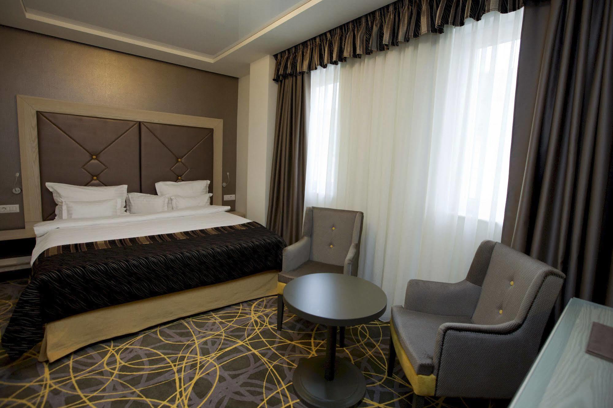 Exclusive Hotel & More Sibiu Eksteriør billede